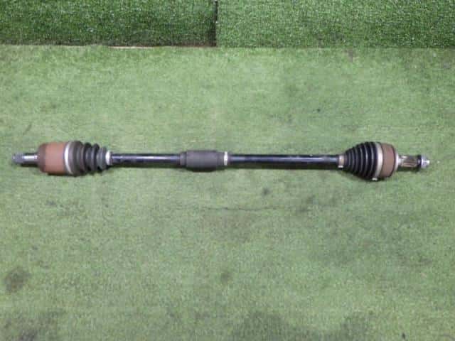 Front Right Drive Shaft HONDA CR-Z 2010 DAA-ZF1 — photo 1