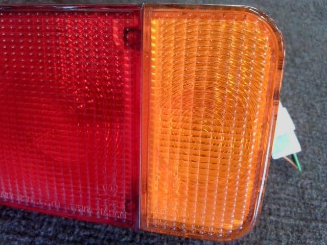 Right Tail Light SUZUKI Carry 2009 EBD-DA63T 3560367H02 — photo 3