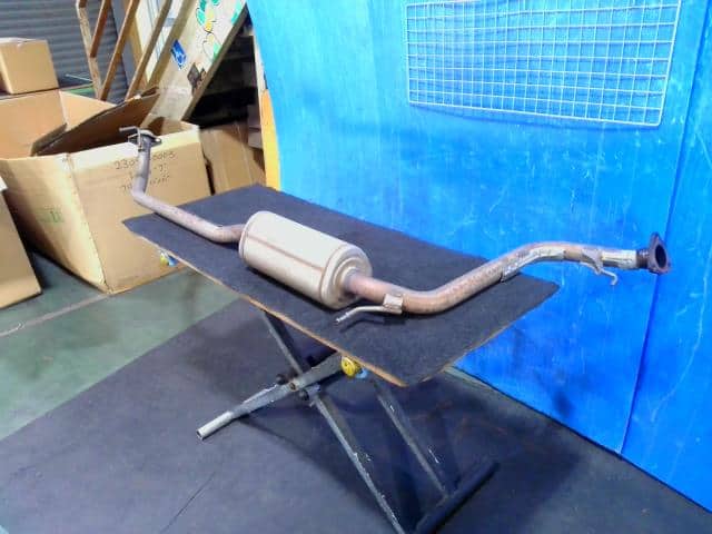 Exhaust Center Muffler HONDA Fit 2014 DBA-GK5 — photo 8