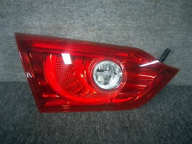 Left Finish Panel NISSAN Skyline 2014 DAA-HNV37 — photo 1