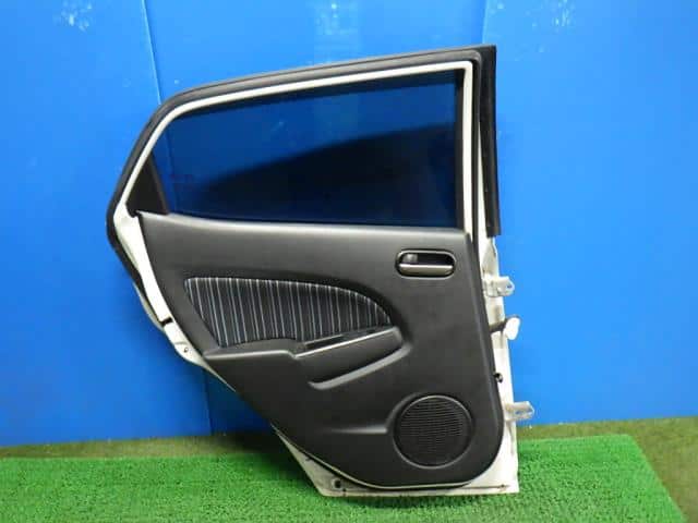 Rear Left Door Assembly MAZDA Demio 2009 DBA-DE3FS — photo 3