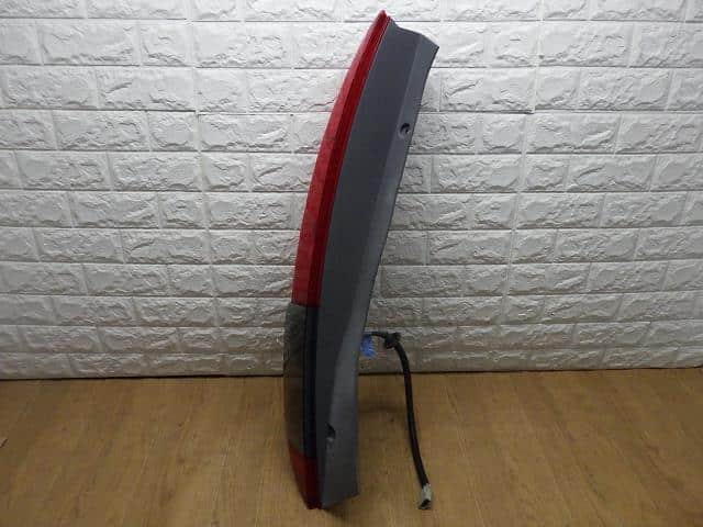 Left Tail Light HONDA Life 2006 CBA-JB6 — photo 4