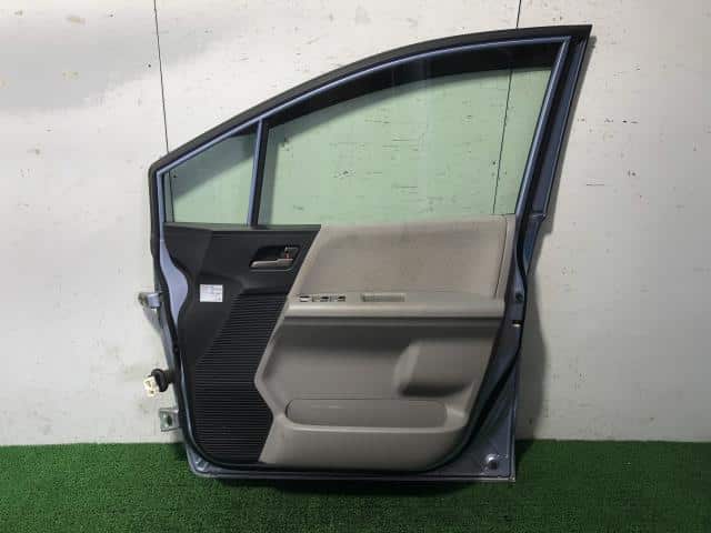 Front Right Door Assembly HONDA Freed 2011 DAA-GP3 — photo 4