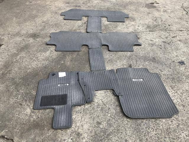 Floor Mat HONDA Freed 2011 DAA-GP3 — photo 2