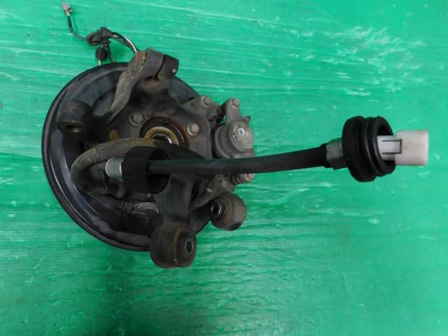 Rear Right Knuckle Hub Assembly SUBARU Legacy 2014 DBA-BMM 28411AJ040 — photo 5