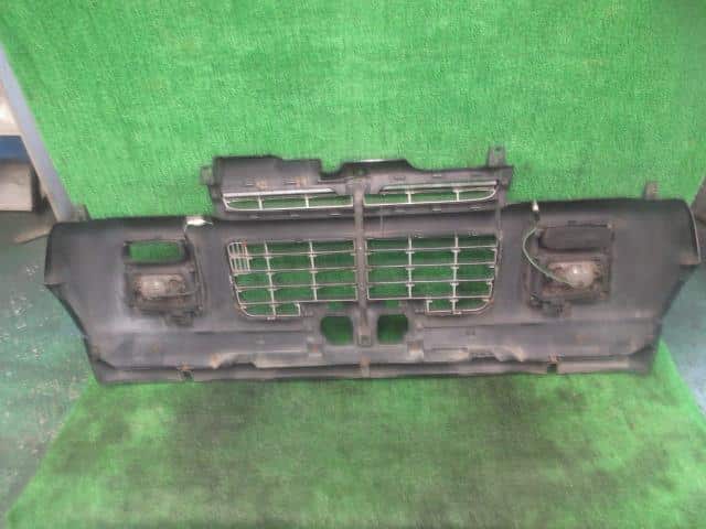 Front Bumper SUZUKI Every 2003 GH-DA62W 7171163H11 — photo 2
