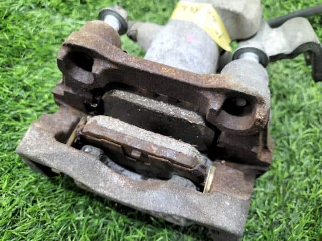 Rear Left Caliper SUZUKI Swift 2017 DBA-ZD83S 5540252R00999 — photo 5