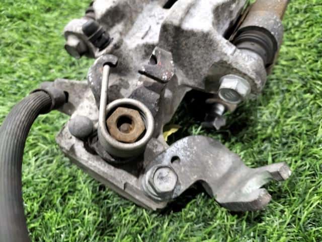 Rear Left Caliper SUZUKI Swift 2017 DBA-ZD83S 5540252R00999 — photo 2