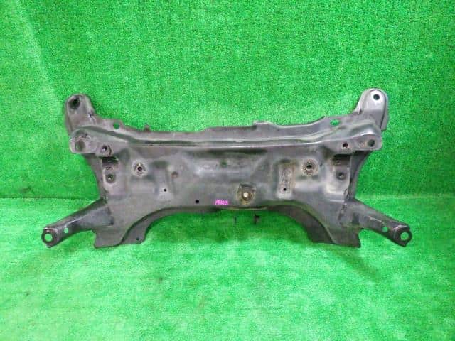 Front Member TOYOTA Aqua 2012 DAA-NHP10 — photo 1