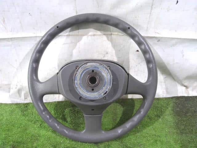 Steering Wheel SUZUKI Jimny 1976 H-SJ10 — photo 2