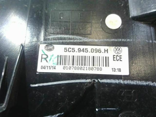 Right Tail Light VOLKSWAGEN The Beetle 2015 DBA-16CBZ 5C5945096H — photo 4