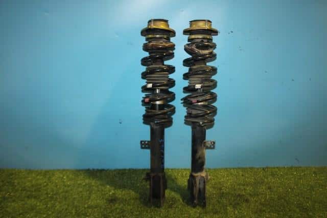 Front Left Strut DAIHATSU Tanto 2003 LA-L360S 48520B2200000 — photo 1