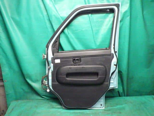 Front Right Door Assembly DAIHATSU Hijet 2017 EBD-S321V — photo 5