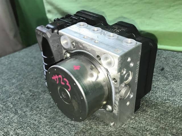 ABS Actuator SUBARU Sambar 2023 5BD-S700B 44050B5410 — photo 1