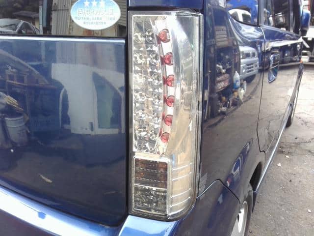 Right Tail Light NISSAN Otti 2008 CBA-H92 — photo 1