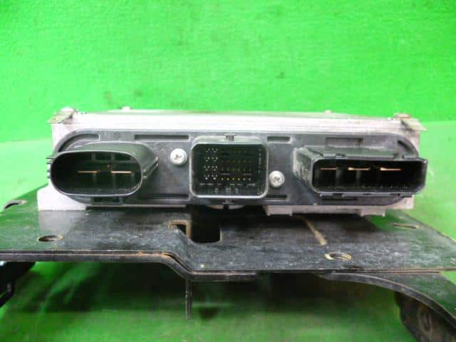 Control Unit NISSAN Skyline 2014 DAA-HV37 — photo 3