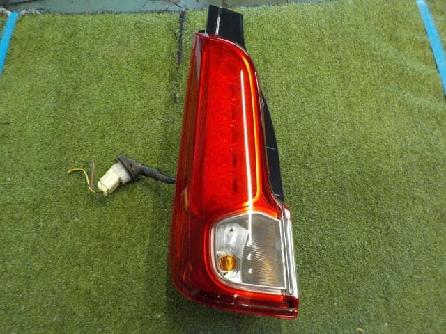 Left Tail Light SUZUKI Spacia 2014 DBA-MK32S 3567081M01 — photo 1