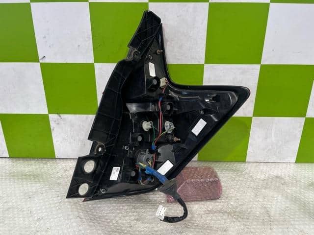Left Tail Light NISSAN Note 2018 DAA-HE12 — photo 3