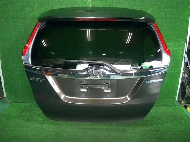 Back Door Assembly HONDA Fit 2015 DAA-GP5 — photo 1