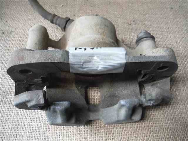 Front Right Caliper MITSUBISHI Minicab 1990 M-U19T — photo 2