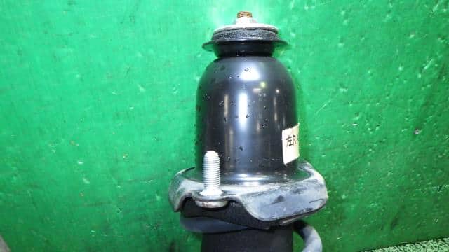 Rear Left Strut TOYOTA Avensis 2006 CBA-AZT250 — photo 2