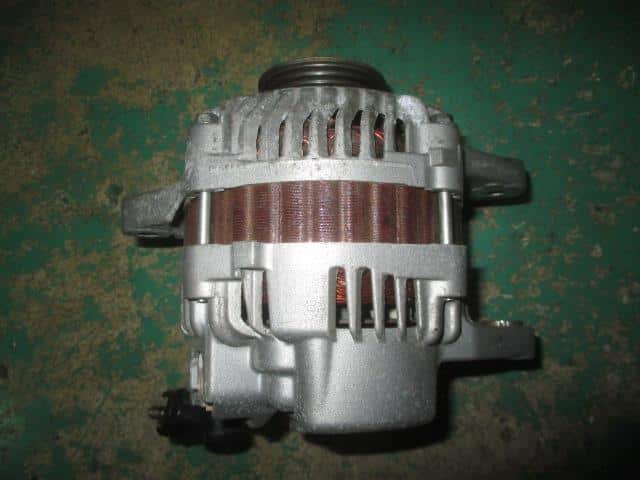 Alternator SUBARU Sambar 2010 EBD-TT2 23700KA880 — photo 2