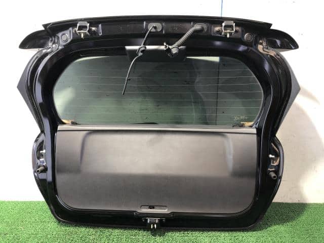 Back Door Assembly NISSAN Note 2017 DAA-HE12 — photo 3