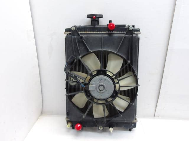Radiator HONDA N BOX 2016 DBA-JF1 — photo 1