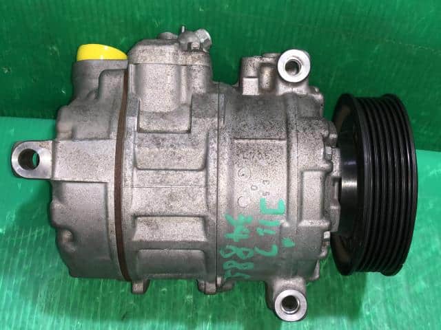 A/C Compressor VOLKSWAGEN Golf 2011 DBA-1KCBZ 1K0820859T — photo 2