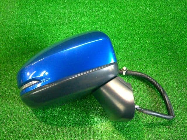 Right Side Mirror HONDA Fit 2016 DAA-GP5 — photo 1