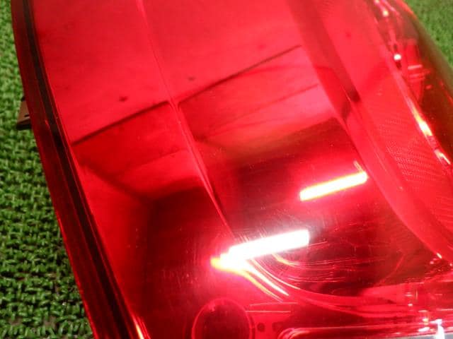 Left Tail Light VOLKSWAGEN Polo 2010 DBA-6RCBZ 6R0945095P — photo 9