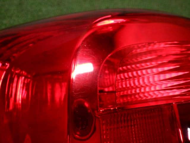 Left Tail Light VOLKSWAGEN Polo 2010 DBA-6RCBZ 6R0945095P — photo 5