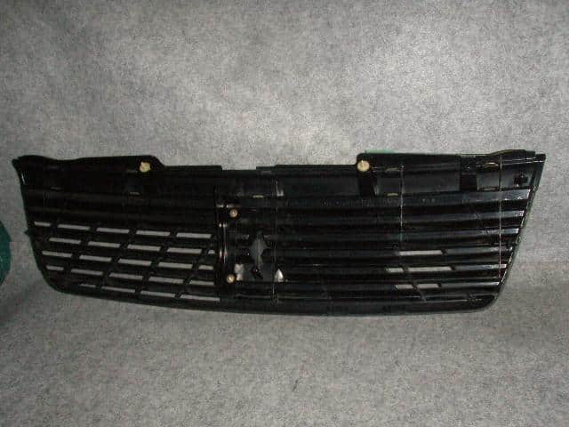 Radiator Grille MITSUBISHI Toppo Bj 2001 GF-H47A — photo 2