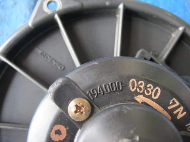 Blower Motor MAZDA Roadstar 1993 E-NA8C N00161B10 — photo 2