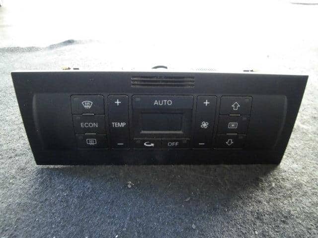 A/C Control Panel AUDI Audi a3 2001 GF-8LAUQ 8L0820043H — photo 1