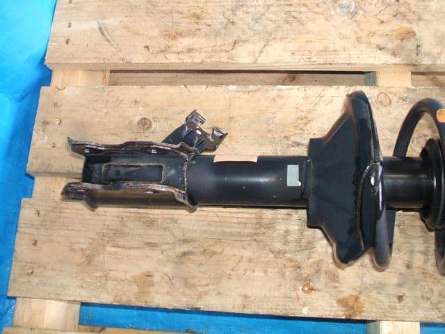 Front Left Strut NISSAN Lucino 1996 E-HNN15 — photo 3