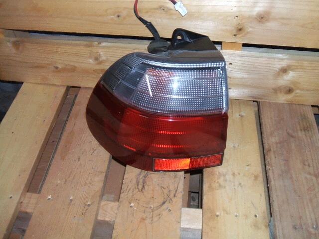 Left Tail Light NISSAN Avenir 1997 E-PW10 — photo 1