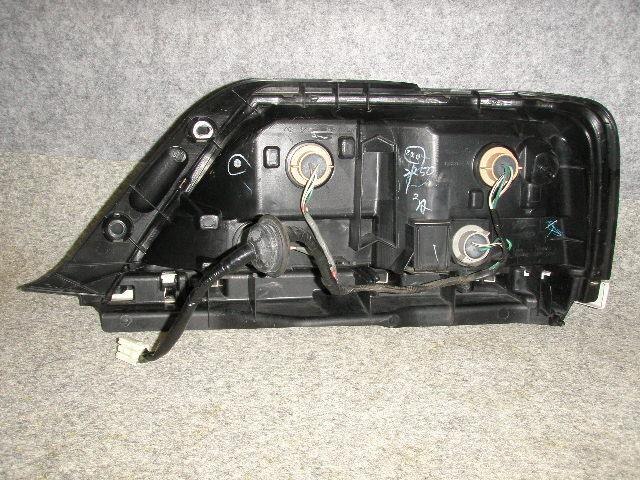Left Tail Light TOYOTA Cresta 1998 GF-JZX105 — photo 2