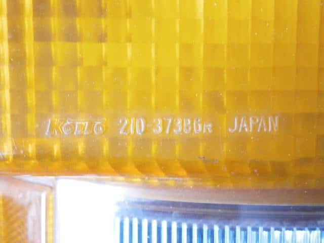 Right Side Marker Light Mitsubishi Fuso Fuso largesize car 1987 P-FP418H MC847462 — photo 2
