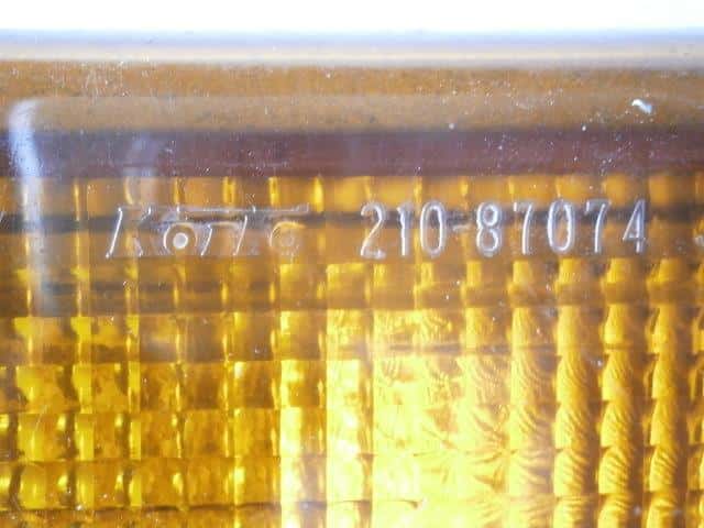 Right Front Turn Signal Light MITSUBISHI Canter KC-FE638G — photo 2