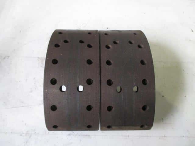 FR Brake Shoe HINO 2010 BKG-FC7JJYA — photo 1