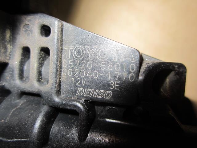 Rear Left Door Regulator TOYOTA Wish 2003 UA-ZNE10 — photo 3