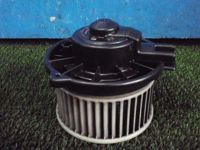 Blower Motor HONDA CR-V 1996 E-RD1 79310SX0003 — photo 1