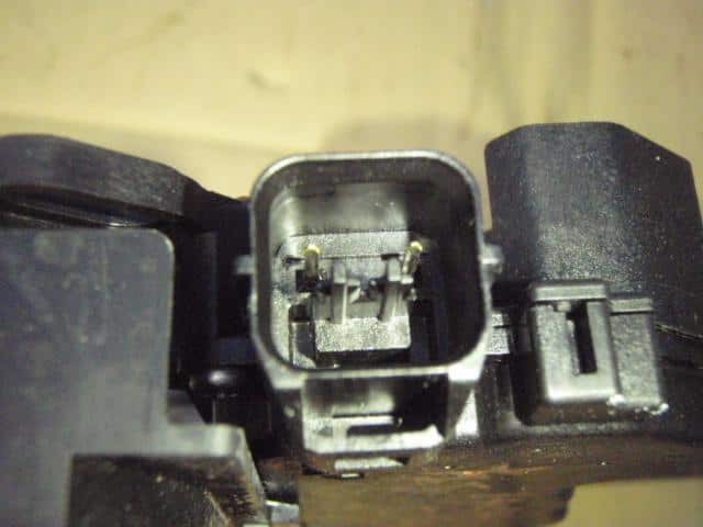 Door Lock Solenoid MITSUBISHI Galant Fortis 2007 DBA-CY4A — photo 2