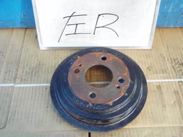 Rear Brake Drum HONDA Fit 2012 DBA-GE6 — photo 1
