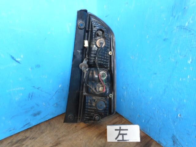 Left Tail Light TOYOTA Passo 2004 DBA-QNC10 — photo 2