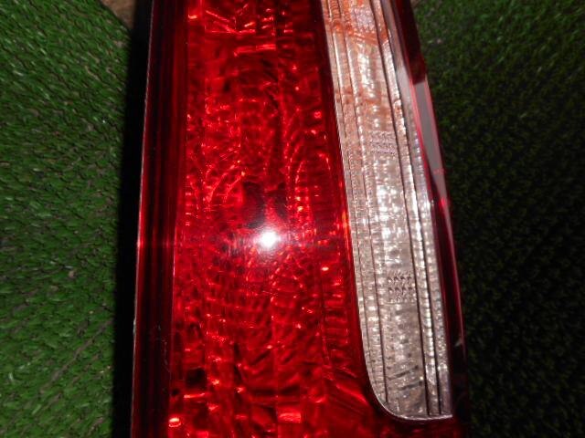 Left Tail Light TOYOTA Mark II Blit 2002 TA-JZX110 — photo 2