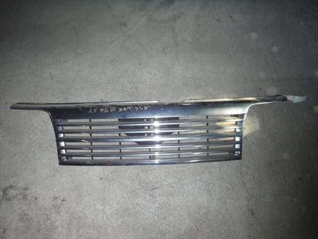 Radiator Grille NISSAN Elgrand 1997 KD-AVWE50 — photo 1