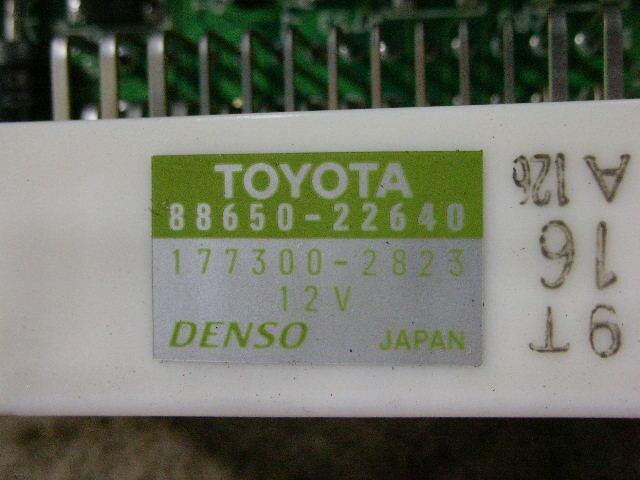 A/C Control Panel TOYOTA Mark II 1998 GF-GX105 — photo 3