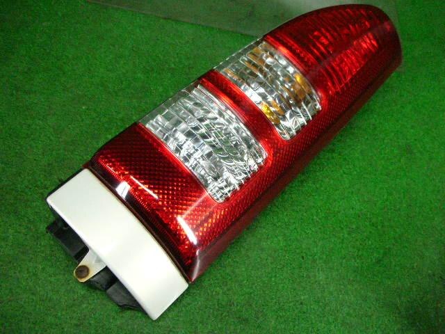Right Tail Light TOYOTA Sparky 2000 TA-S231 — photo 1